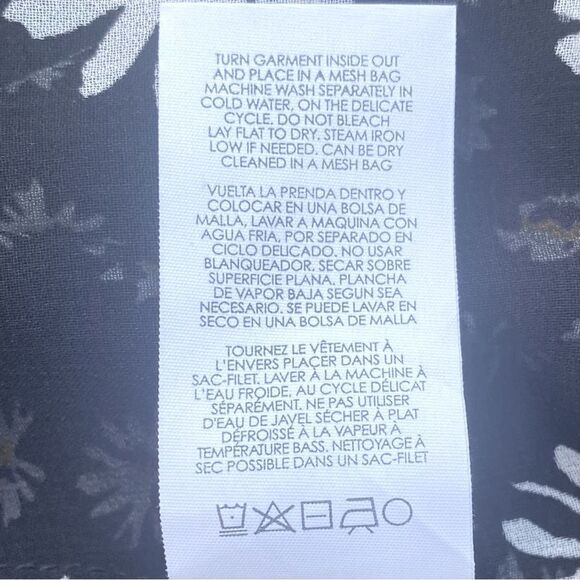 CAbi Daisy Print 2 Piece Dress/Topper/Duster Black & White M Limited-Edition - Picture 14 of 14